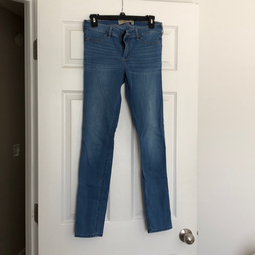 Hollister jeans